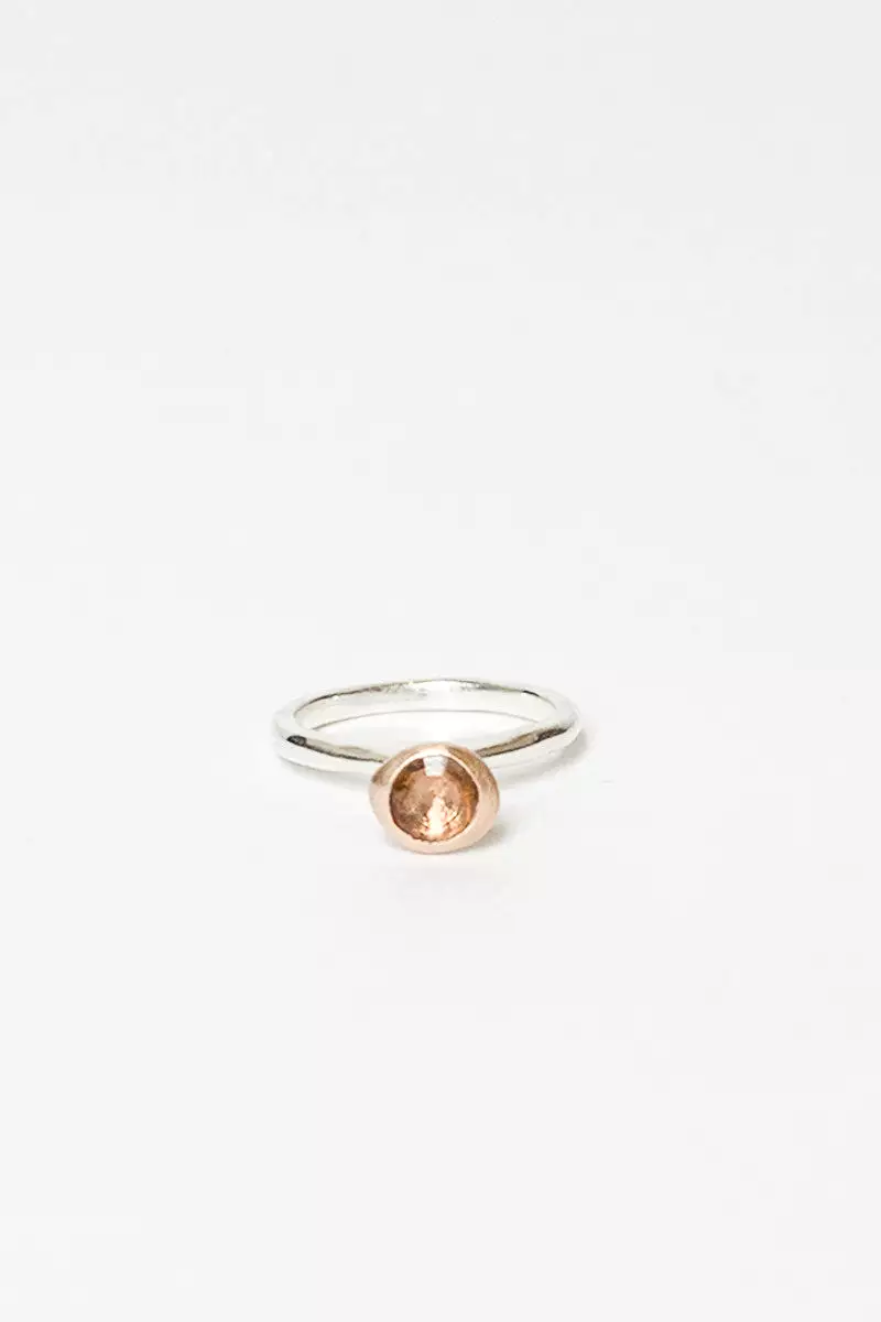 Beiquis Quartz Ring