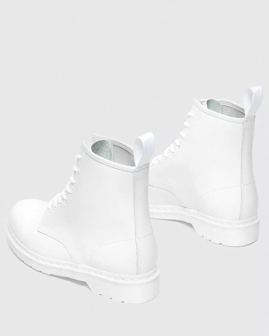 Dr Martens UNISEX 1460 MONO SMOOTH LEATHER LACE UP BOOTS (White)