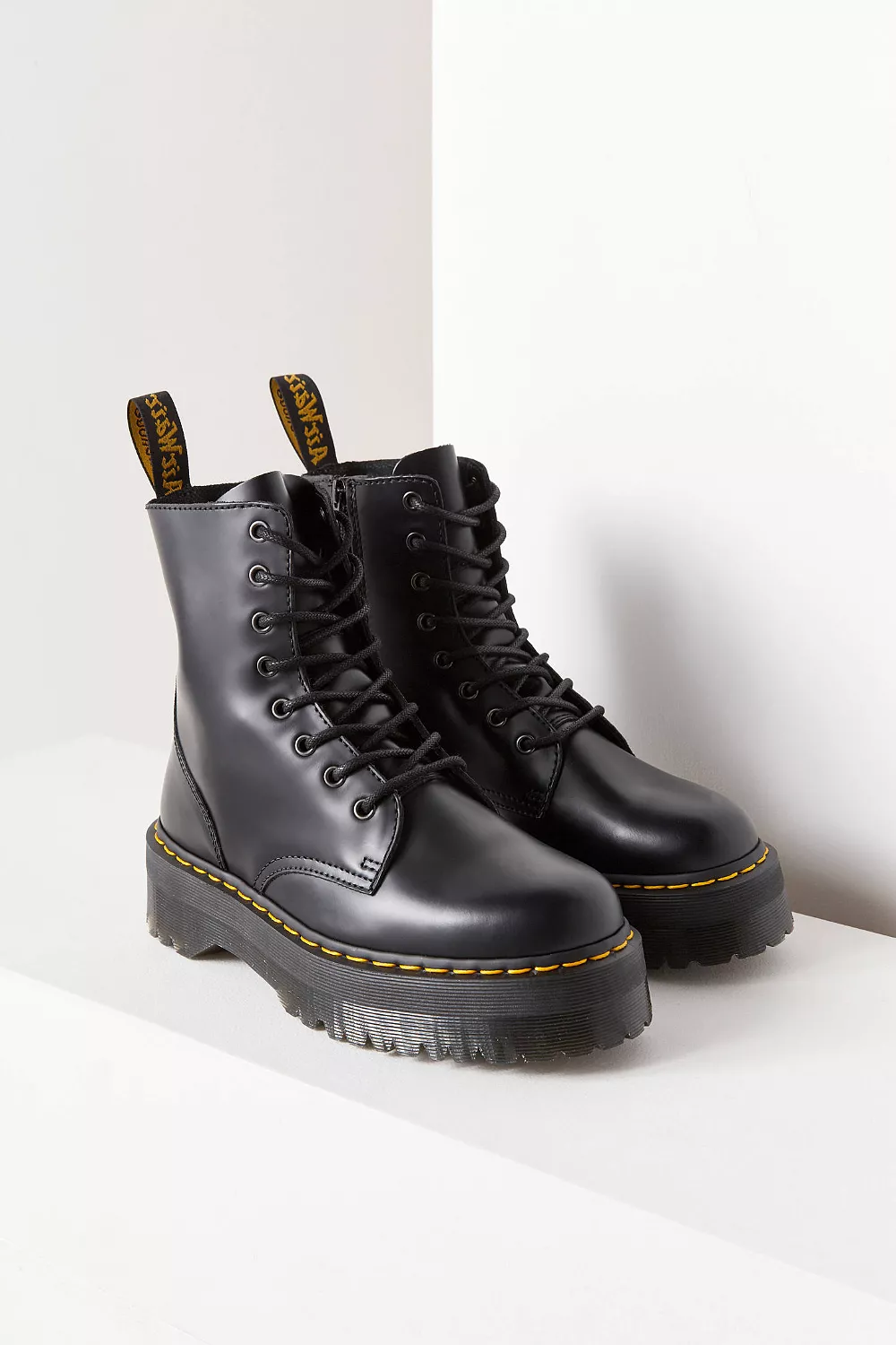 Jadon 8Eye Boot Dr Marten