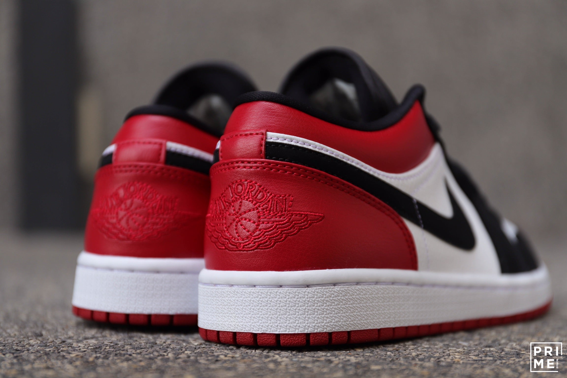 Nike Air Jordan 1 Low Black Toe (553558-116)