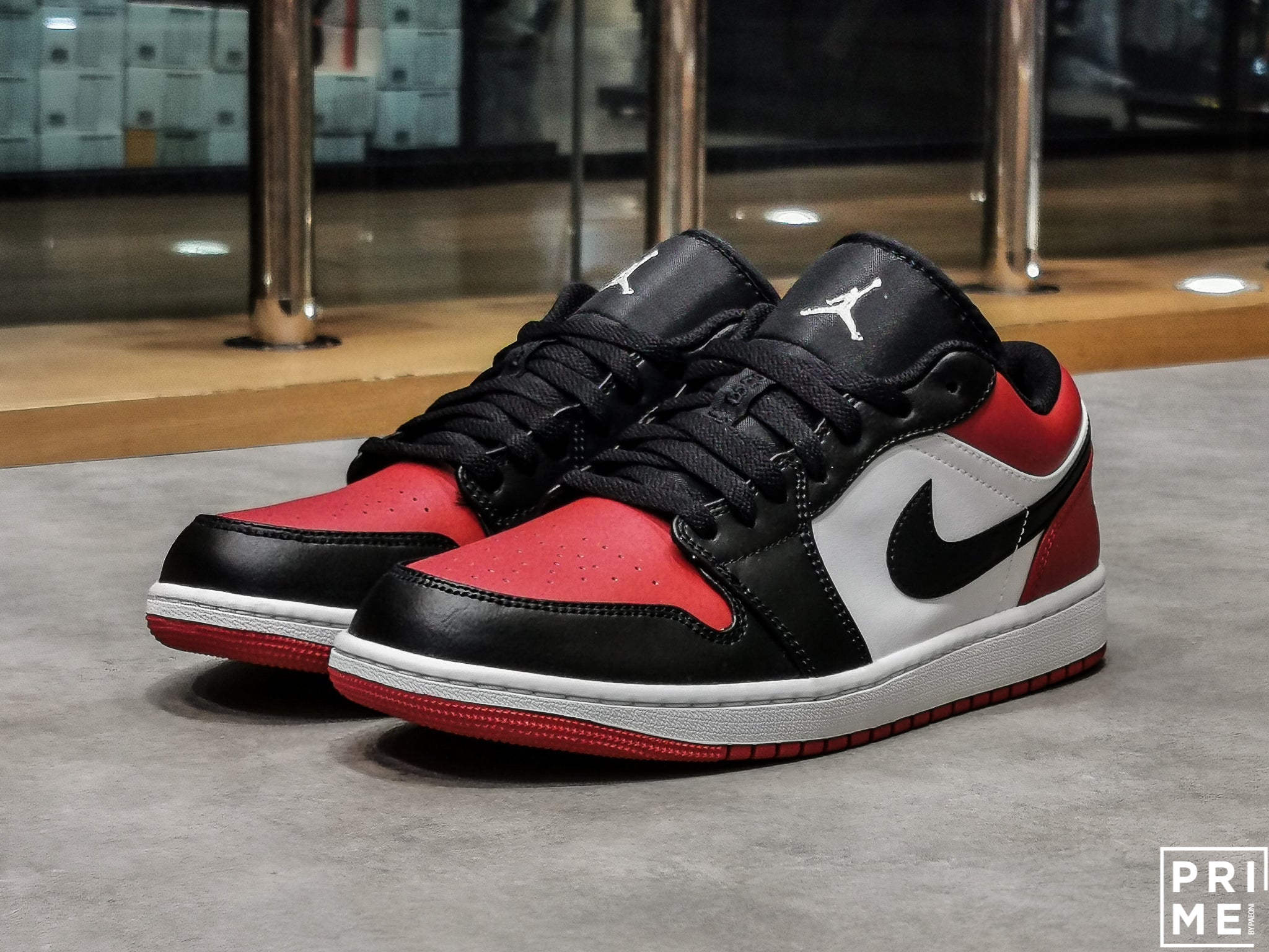 Nike Air Jordan 1 Low Bred Toe (553558 612)