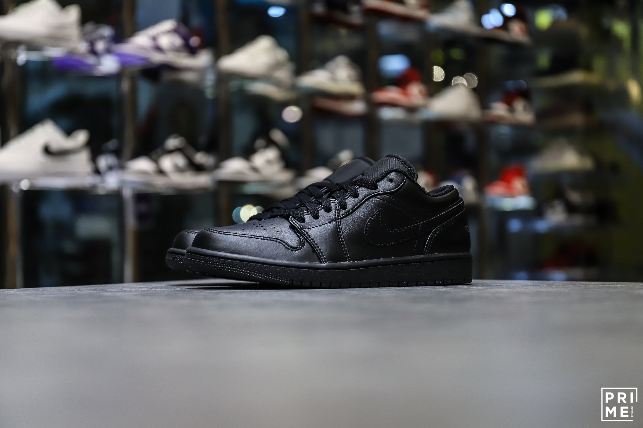 Nike Air Jordan 1 Low Triple Black (553558 093)