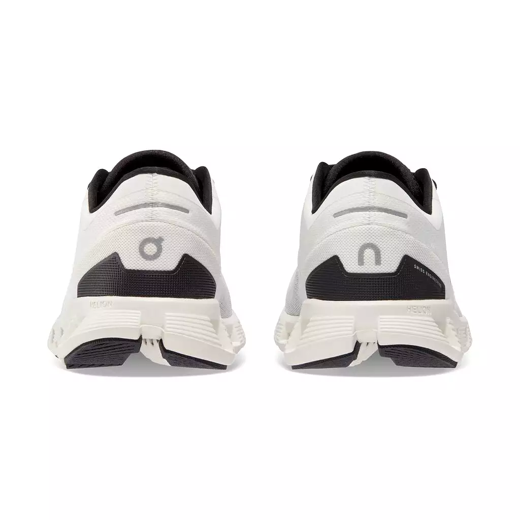 On Running Cloud X 3 (Womens) - White/Black