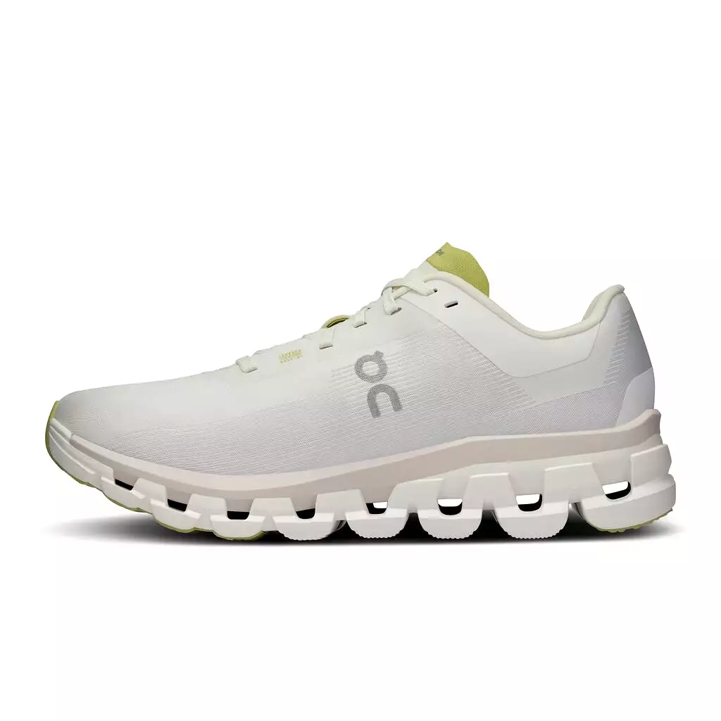 On Running Cloudflow 4 (Womens) - White/Sand