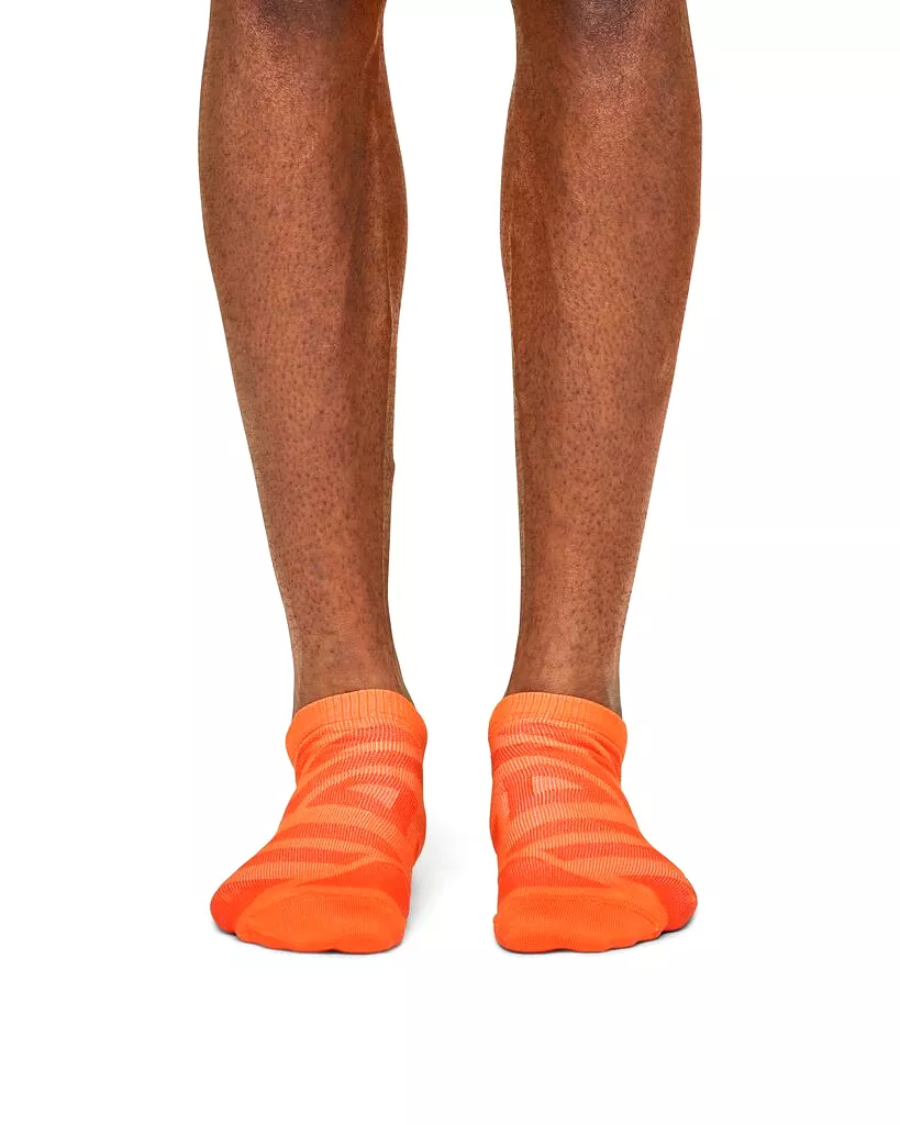 On Running Performance Low Sock (Mens) - Flame/Spice