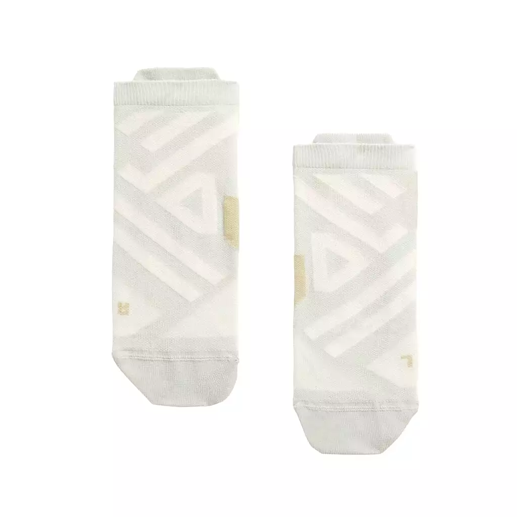 On Running Performance Low Sock (Mens) - Glacier/Dew