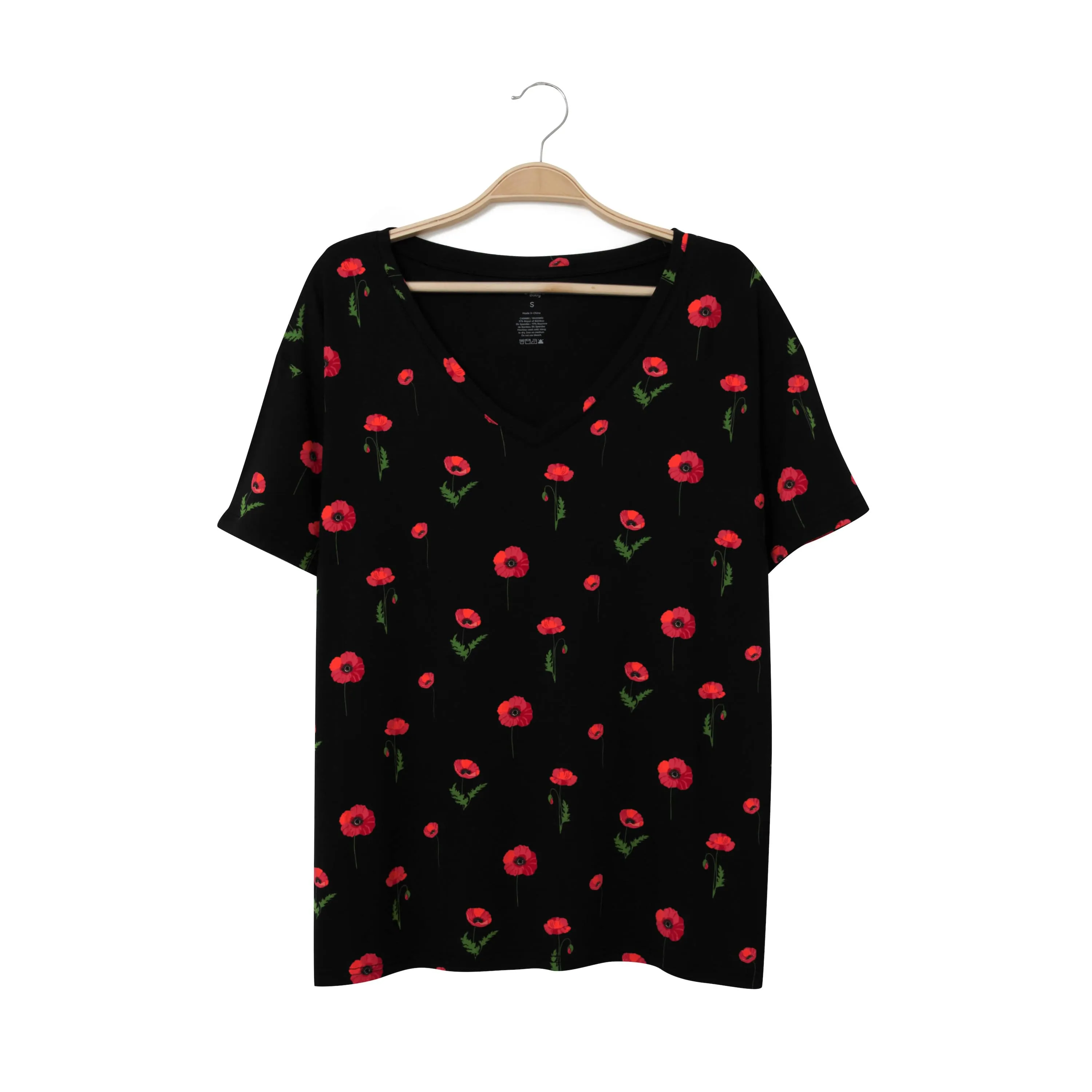 Women’s Relaxed Fit V-Neck in Midnight Poppies