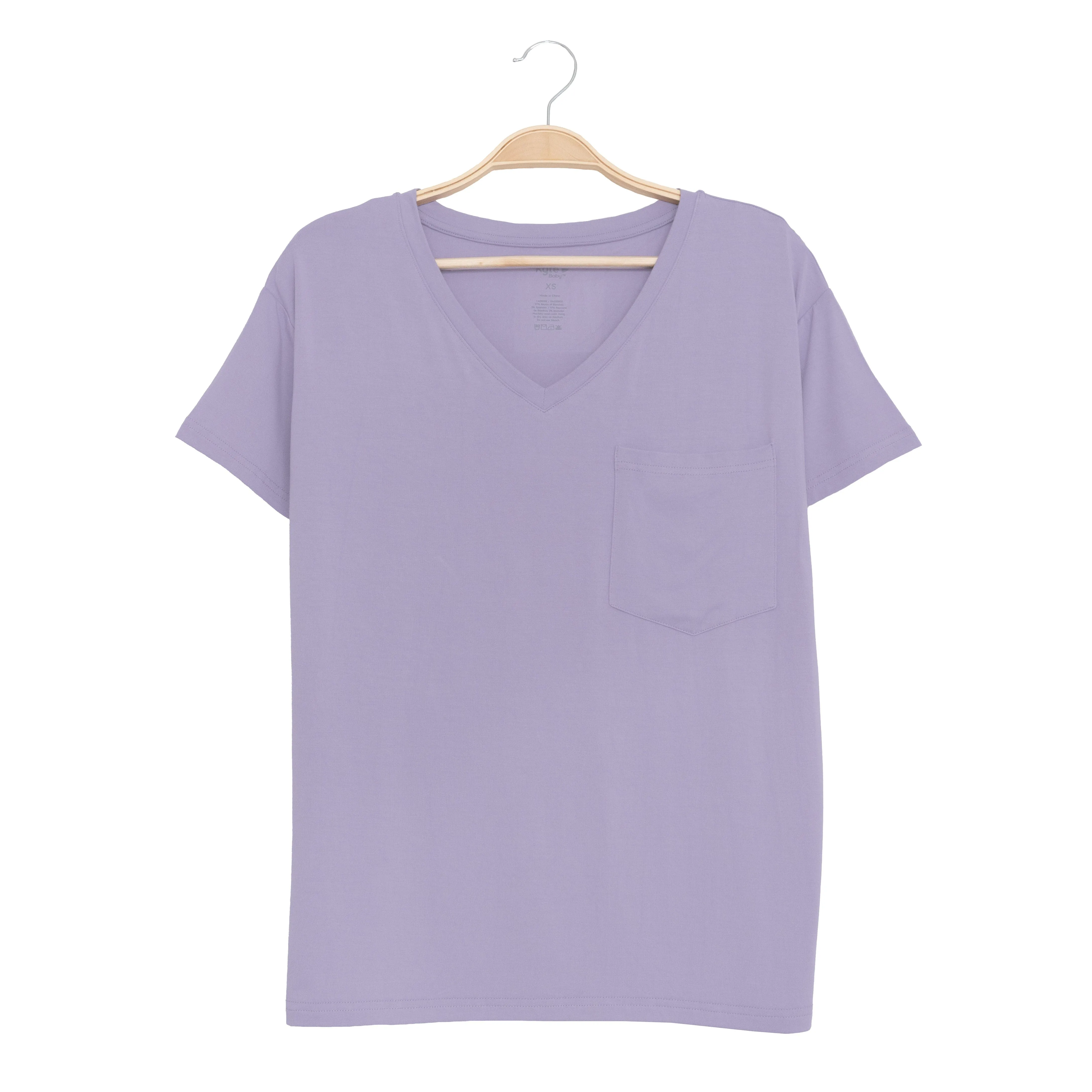 Women’s Relaxed Fit V-Neck in Taro